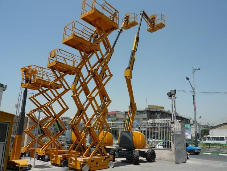 سيزر لفت للايجار رافعه مقصيه للايجار سقالات كهربائ