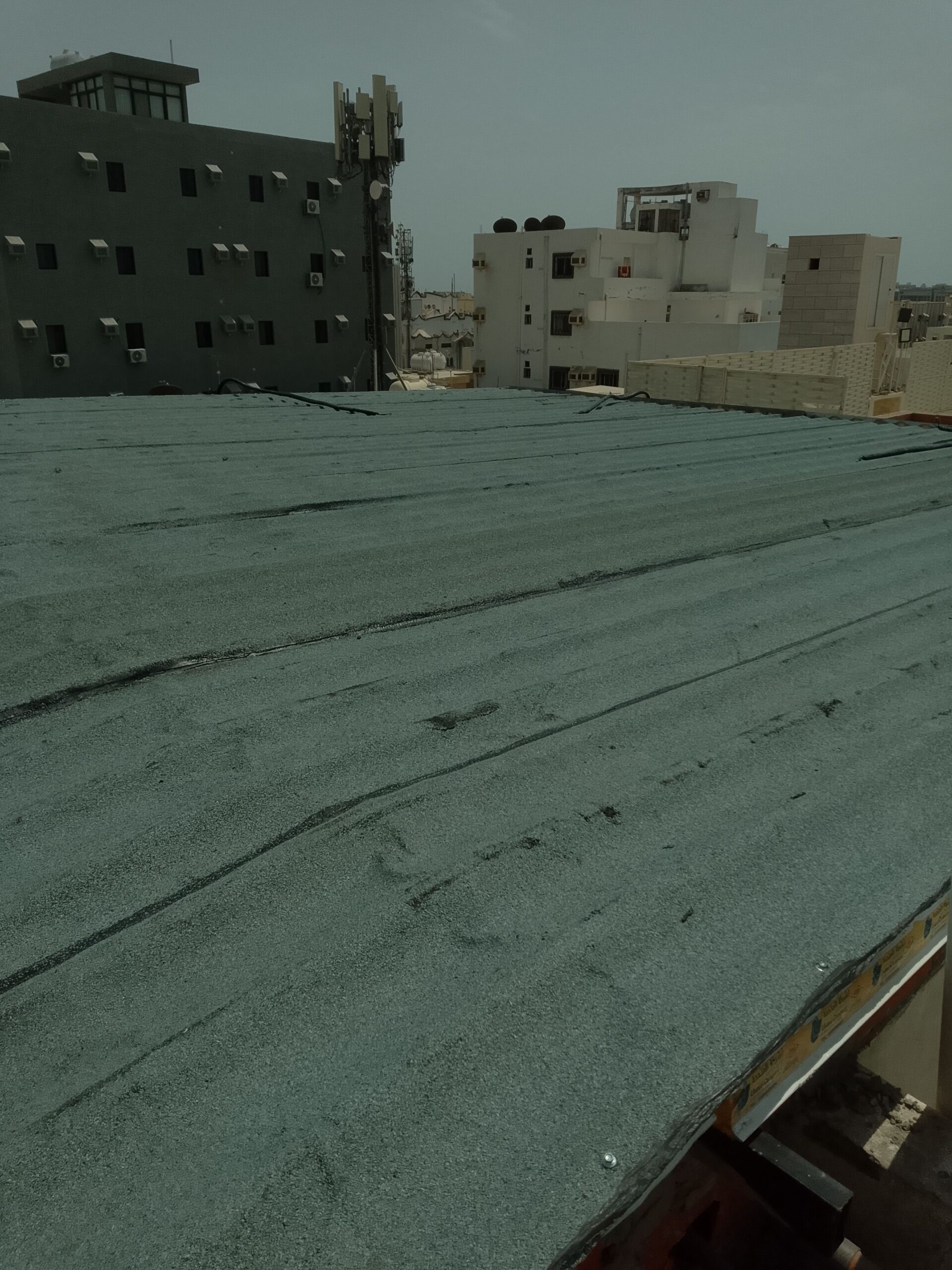 مظلات سواتر هناجر ساندويش وسمنت