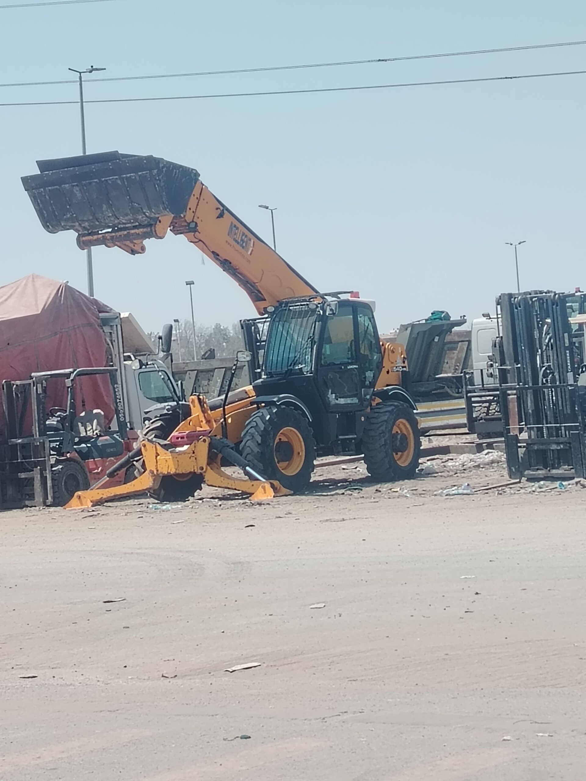 القمة لتأجير الروافع