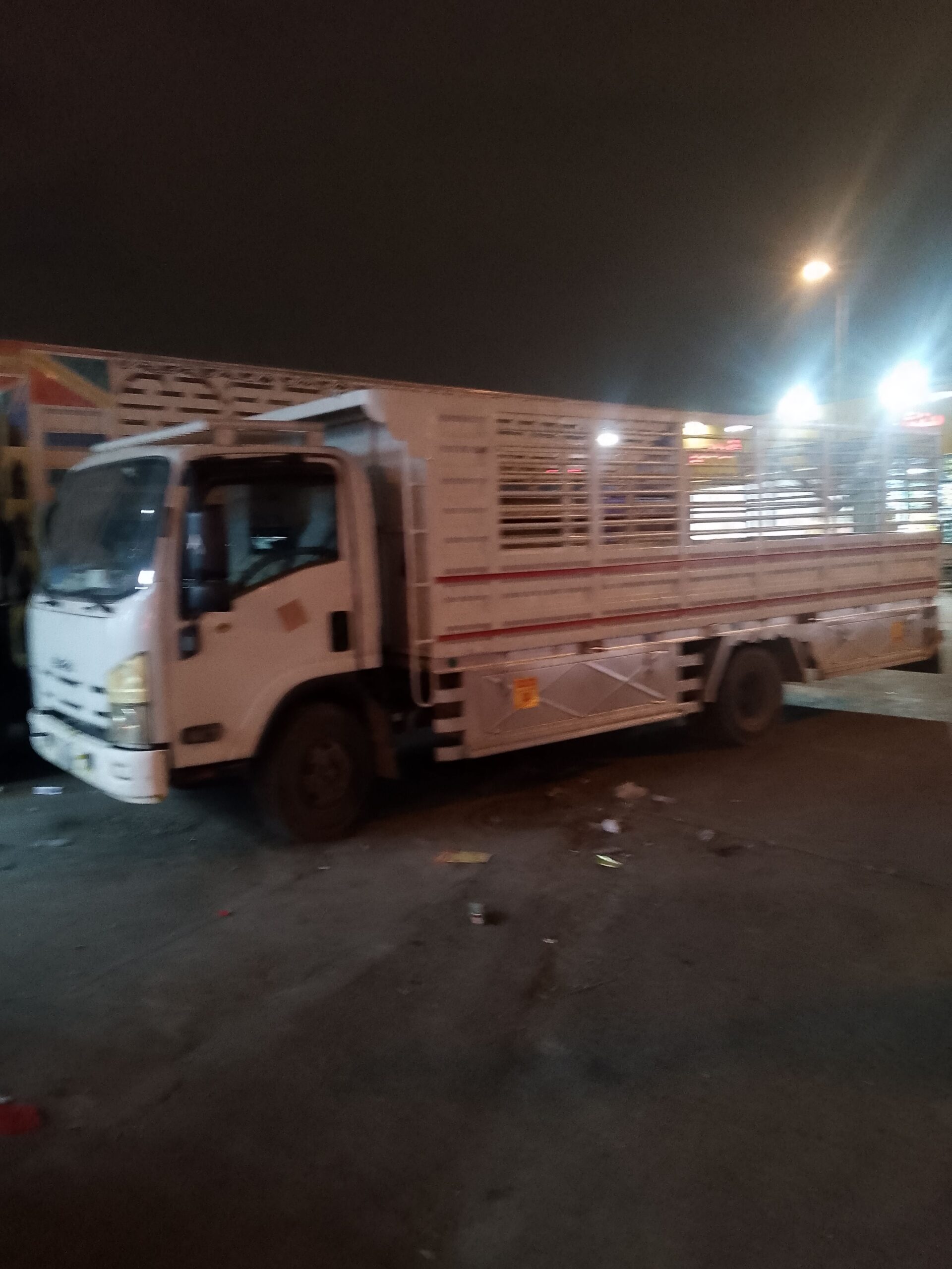دينا تخلص من الاثاث القديم بالرياض حي الياسمين 053