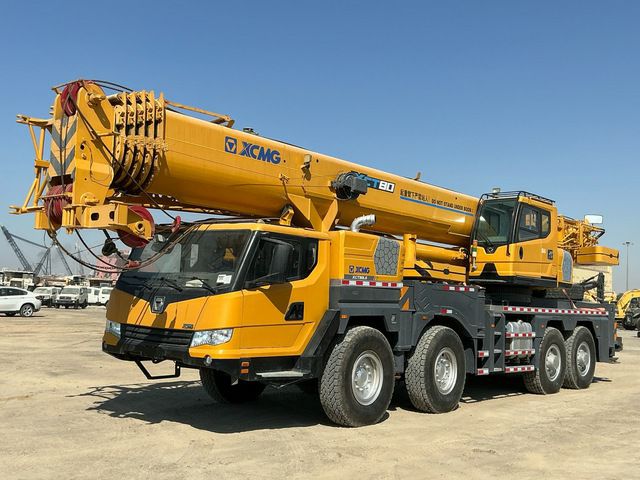 كرين 25 طن 50 طن 100 طن 160 طن 200 طن للإيجار في ا