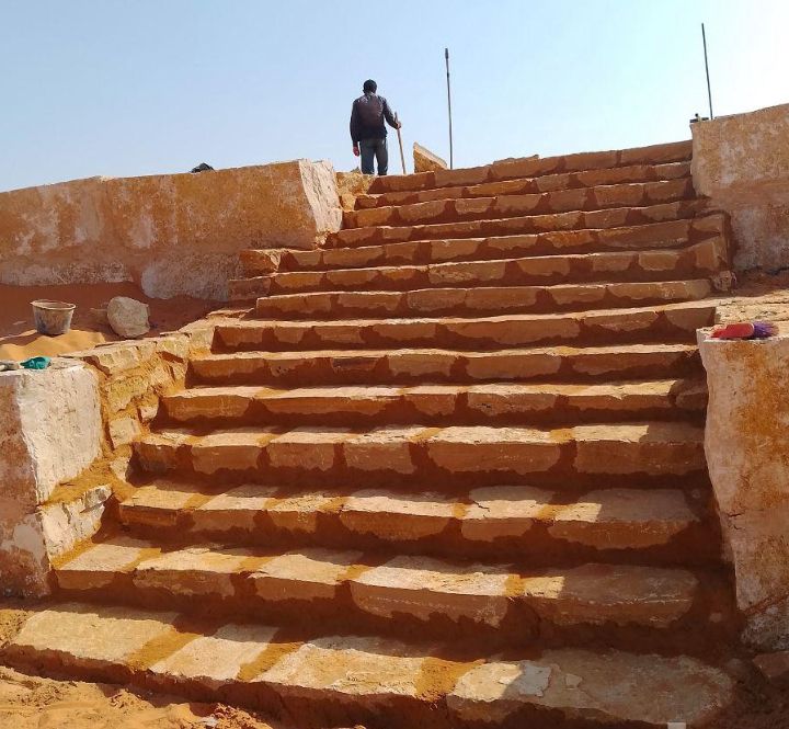 مقاول حجر