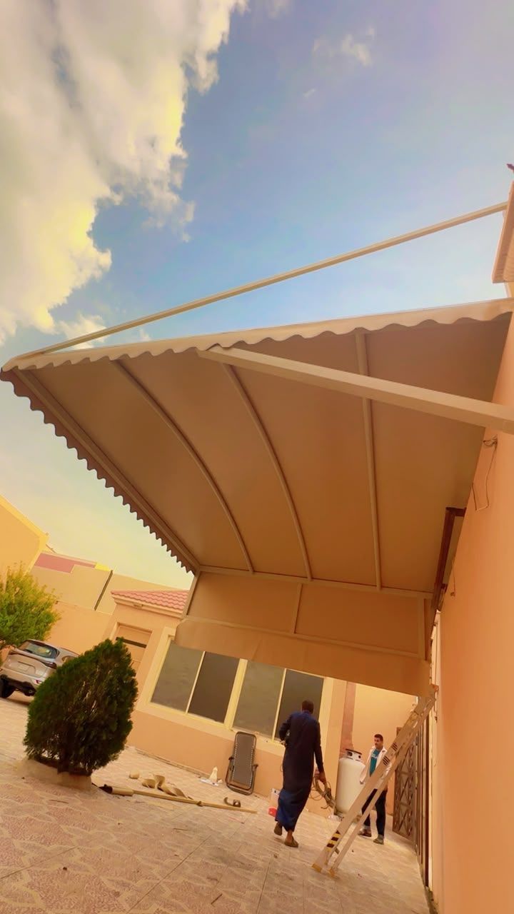 حداد مظلات سواتر سندويتش بنل
