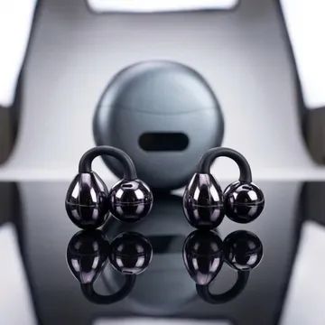 سماعات Clip On بتثبت على الأذن من غير ما تدخل جواه