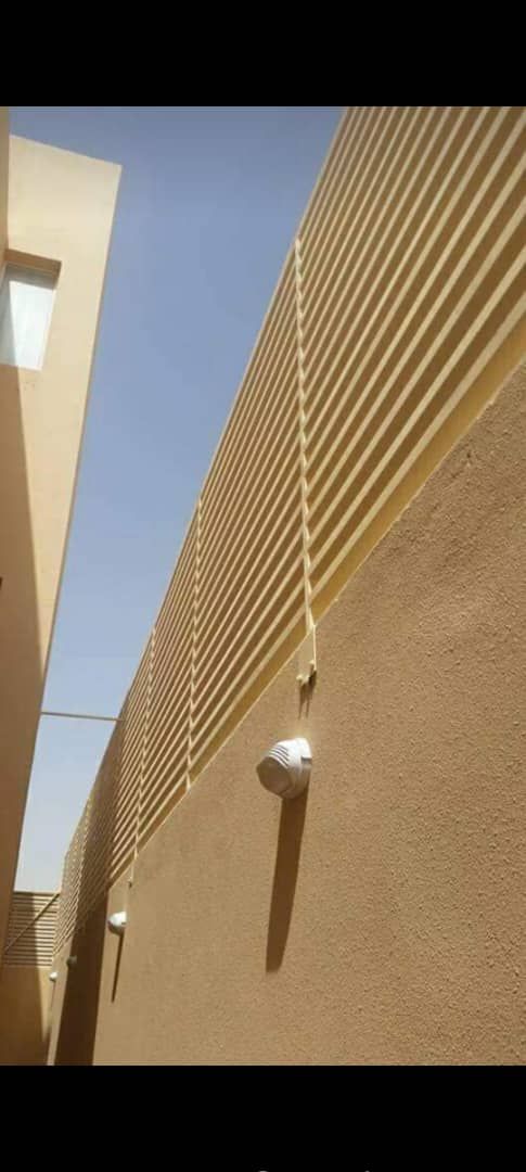 سواتر ومظلات وساندوتش بانل