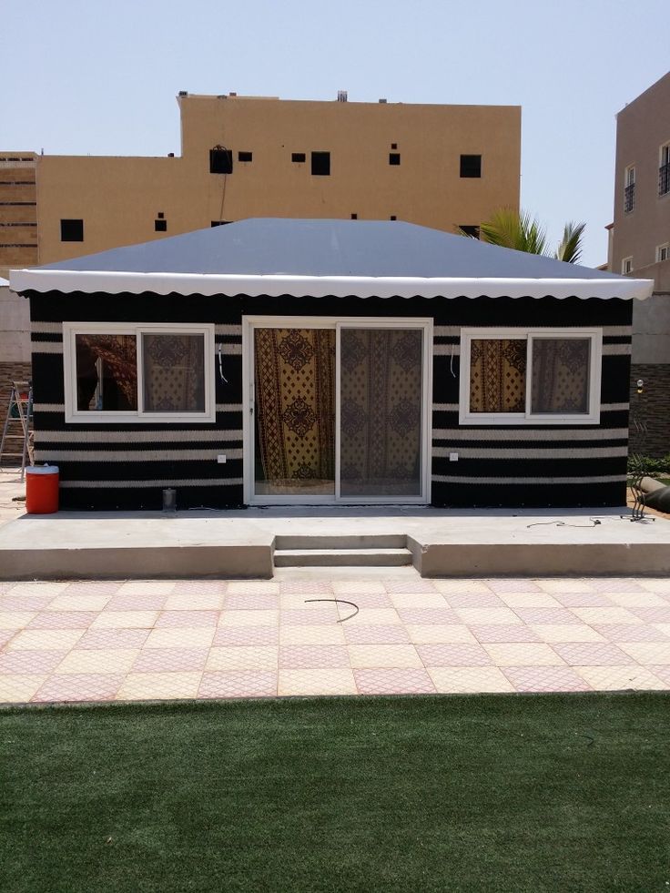 خيام ملكية خيمة الصقور خيام بيوت شعر خيمة نعمل في