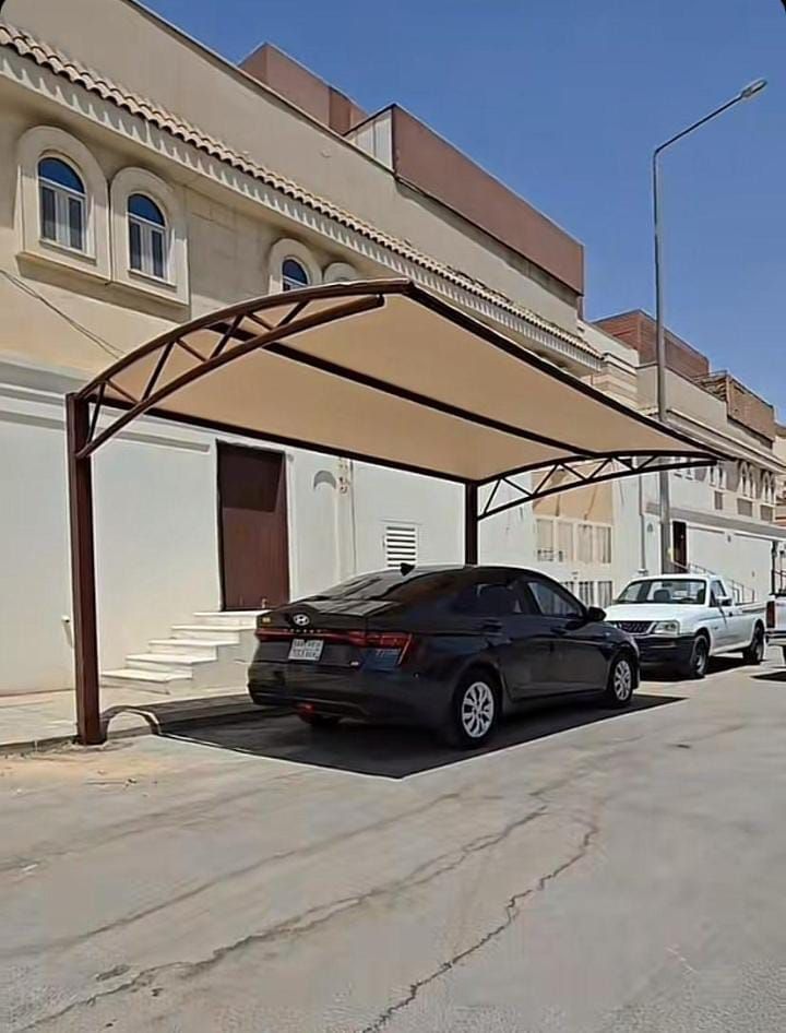 مظلات وسواتر