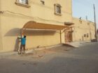 مظلات وسواتر